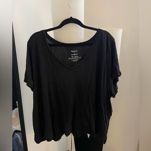 NWOT Torrid v neck tee 5x